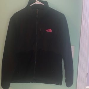 women’s black north face jacket. size L.